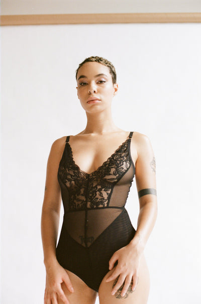 Aunnie Bodysuit, Black Lace