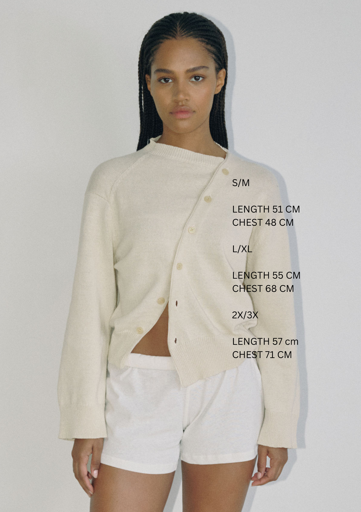 The Asymmetric Knit, Akoya