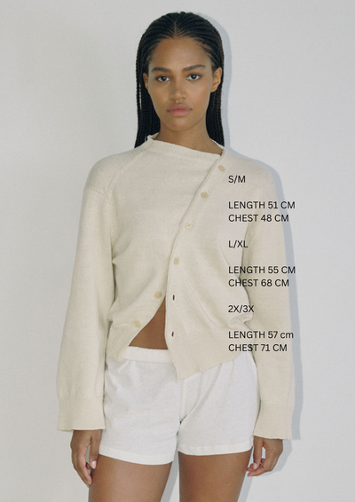 The Asymmetric Knit, Akoya