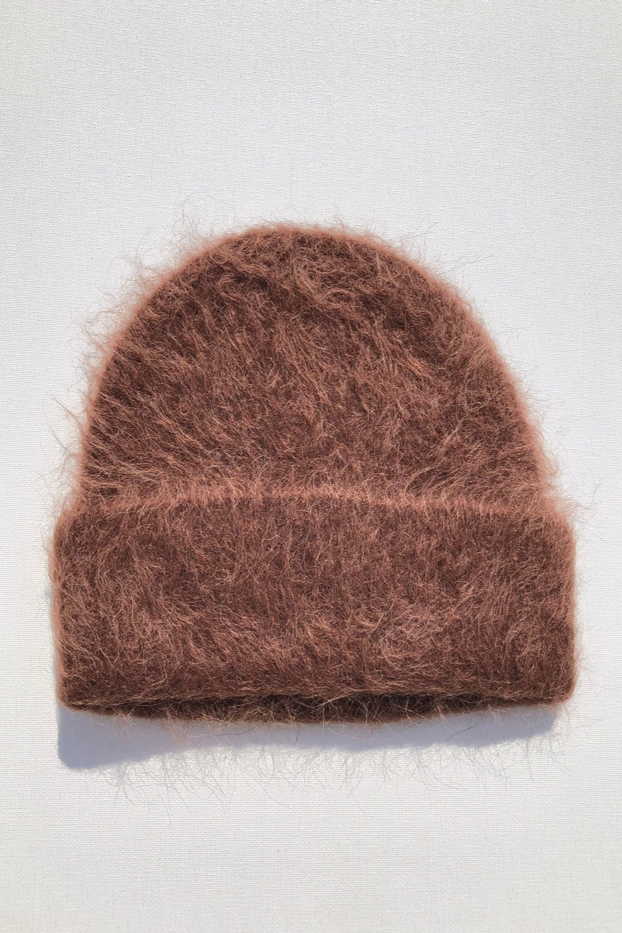 Alpaca Fluffy Beanie, Milk Chocolate