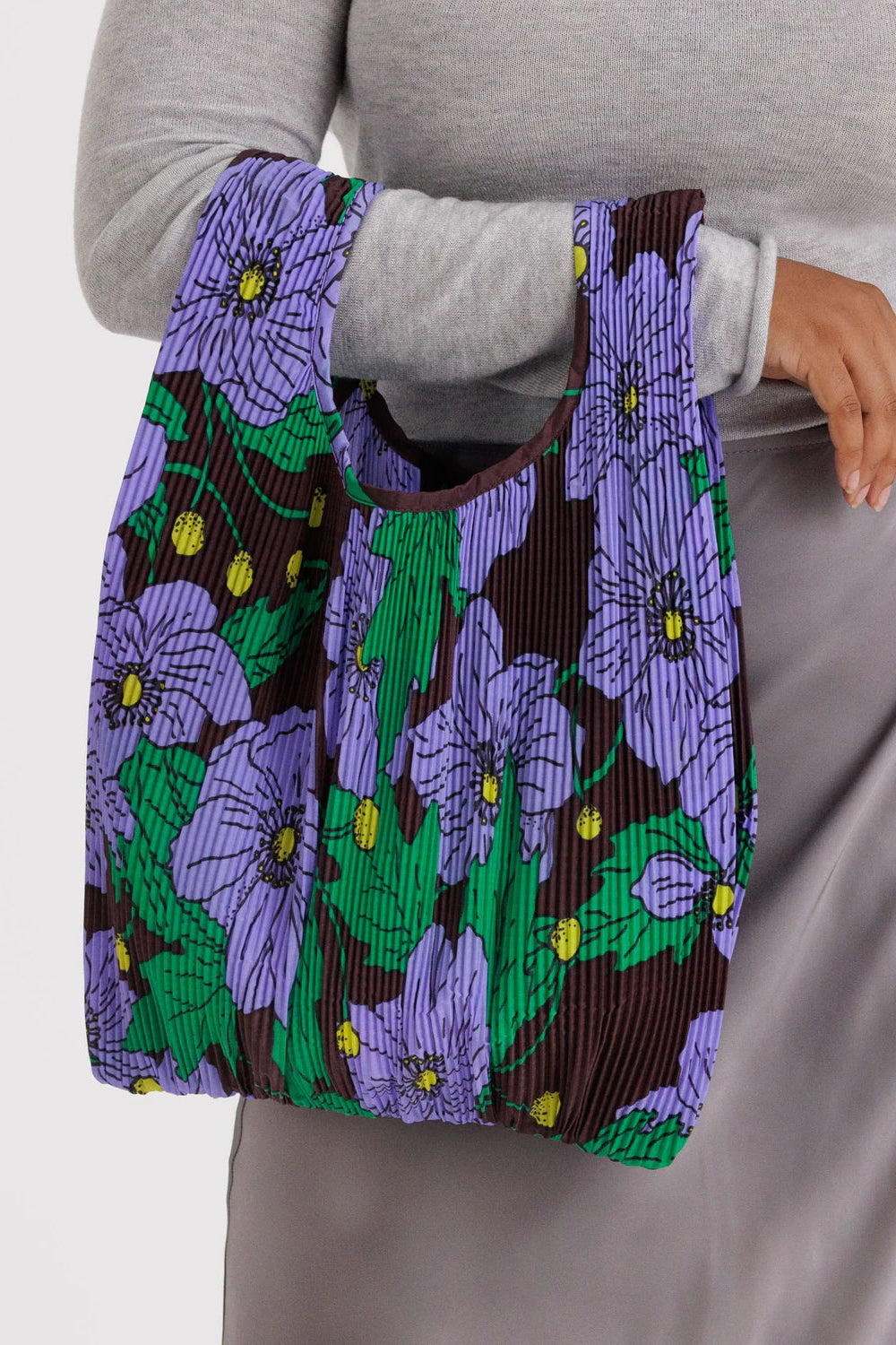 Pleated Baggu, Maroon Poppy