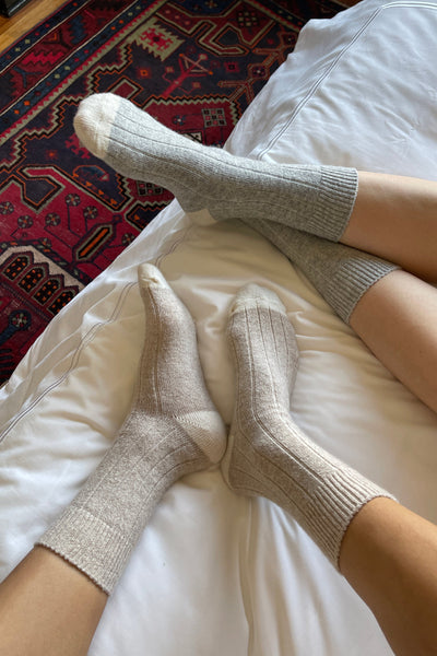 Classic Cashmere Socks, Fawn