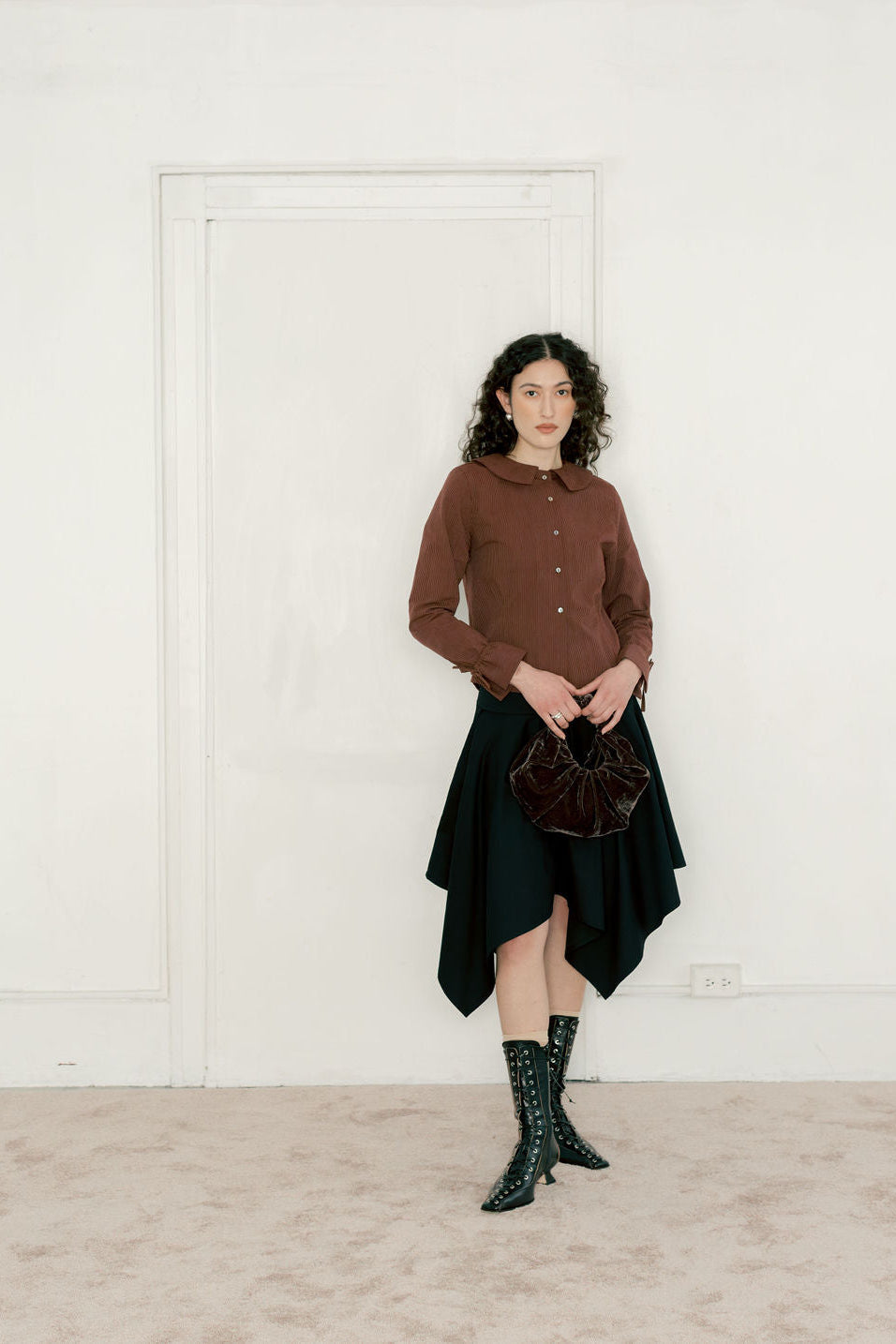 Kiku Croissant Bag, Eclipse Velvet