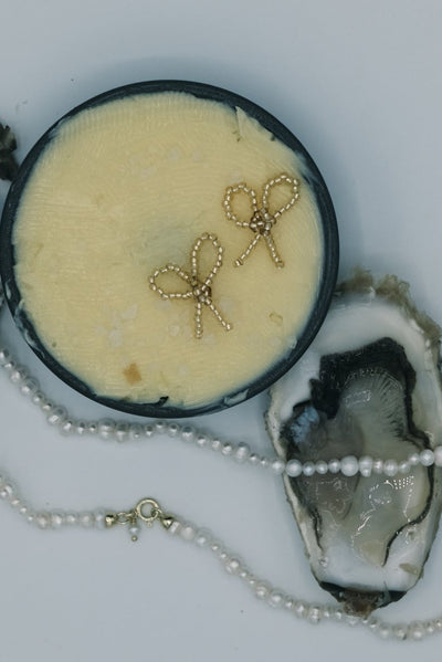 Piccolo Bow Earrings, Gold