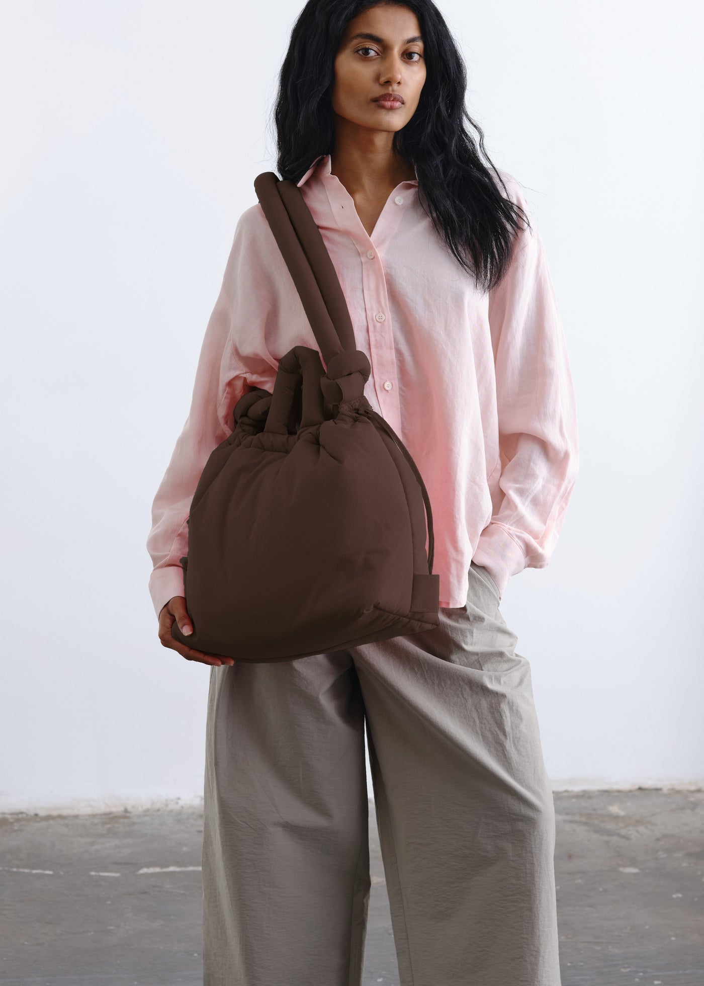 Ona Soft Bag, Chocolate