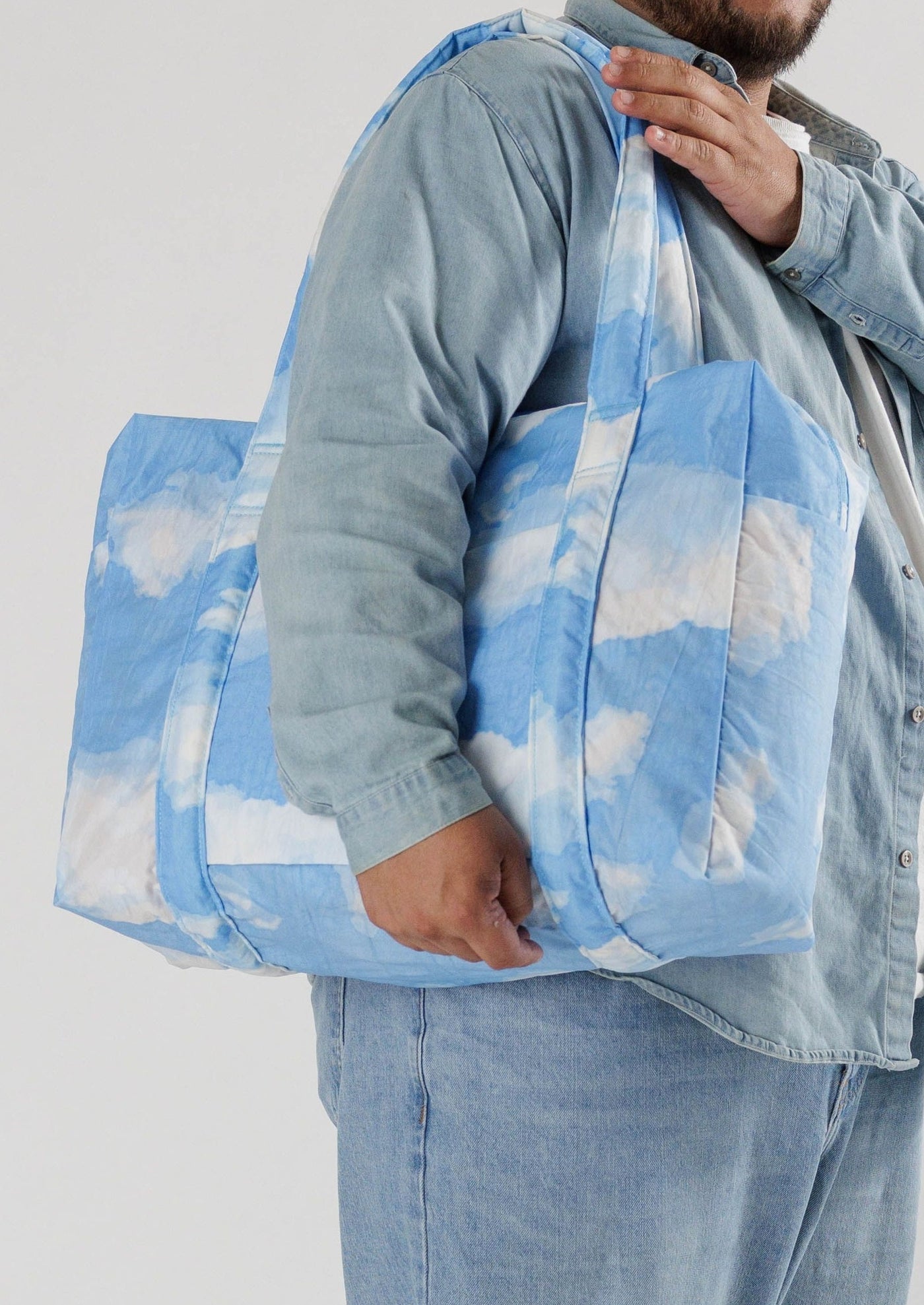 Cloud Bag Carry-On, Clouds