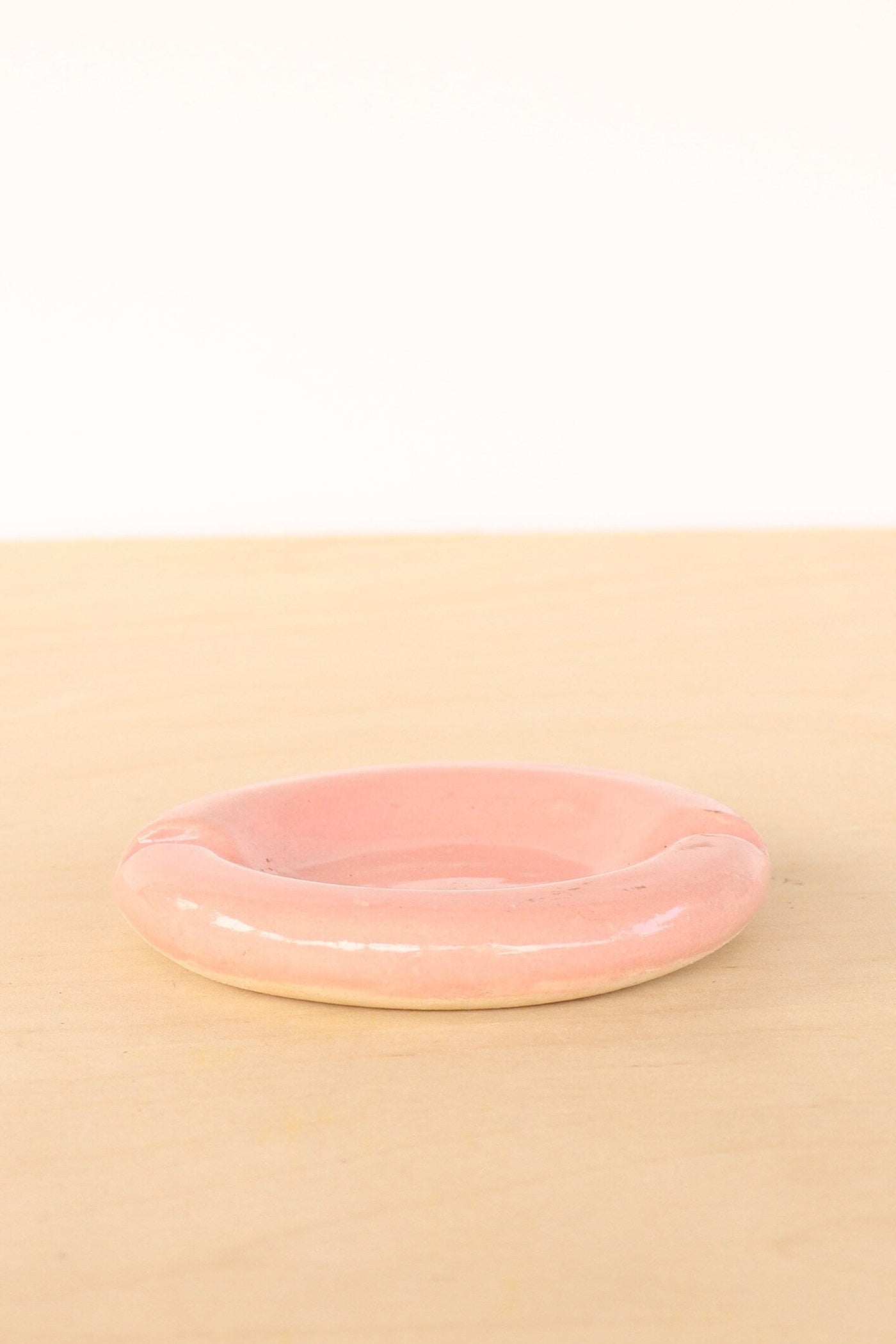 Ceramic Ash Tray, Bubblegum