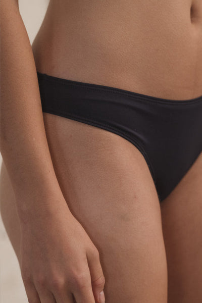 Bell Swim Pant, Black