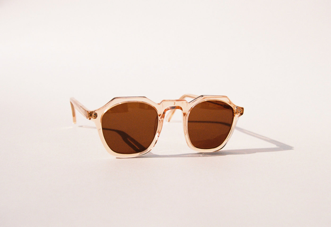 Dune Sunglasses, Peach