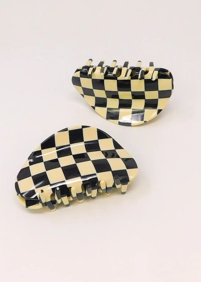 Large Checker Claw, Black/White